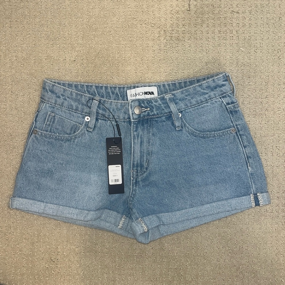 NWT - Bring The Bling Embellished Denim Shorts - Light Wash - Fashion Nova